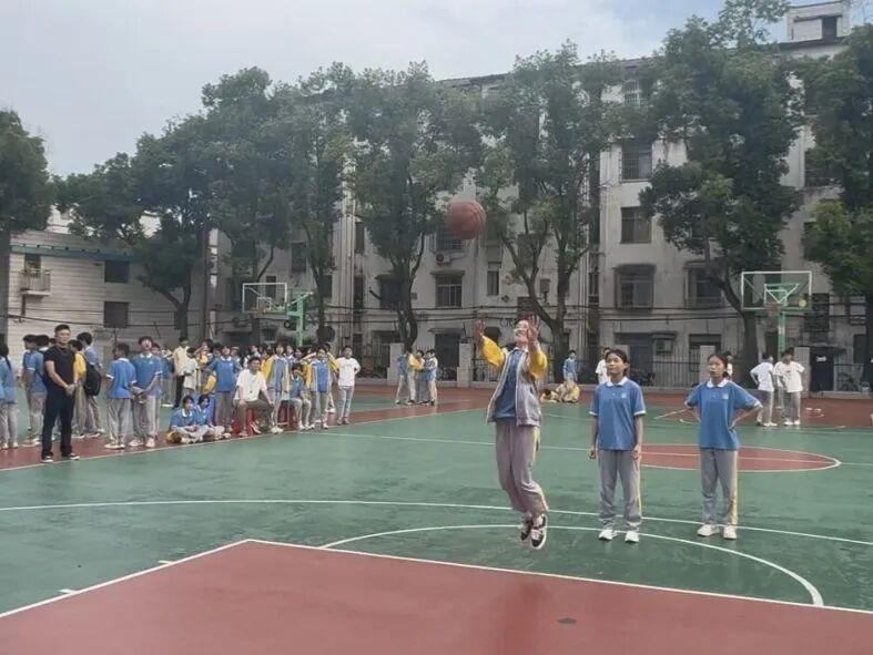 健康第一 | 青春飞扬 篮球逐梦——湘潭市益智中学八年级校园篮球赛热血收官
