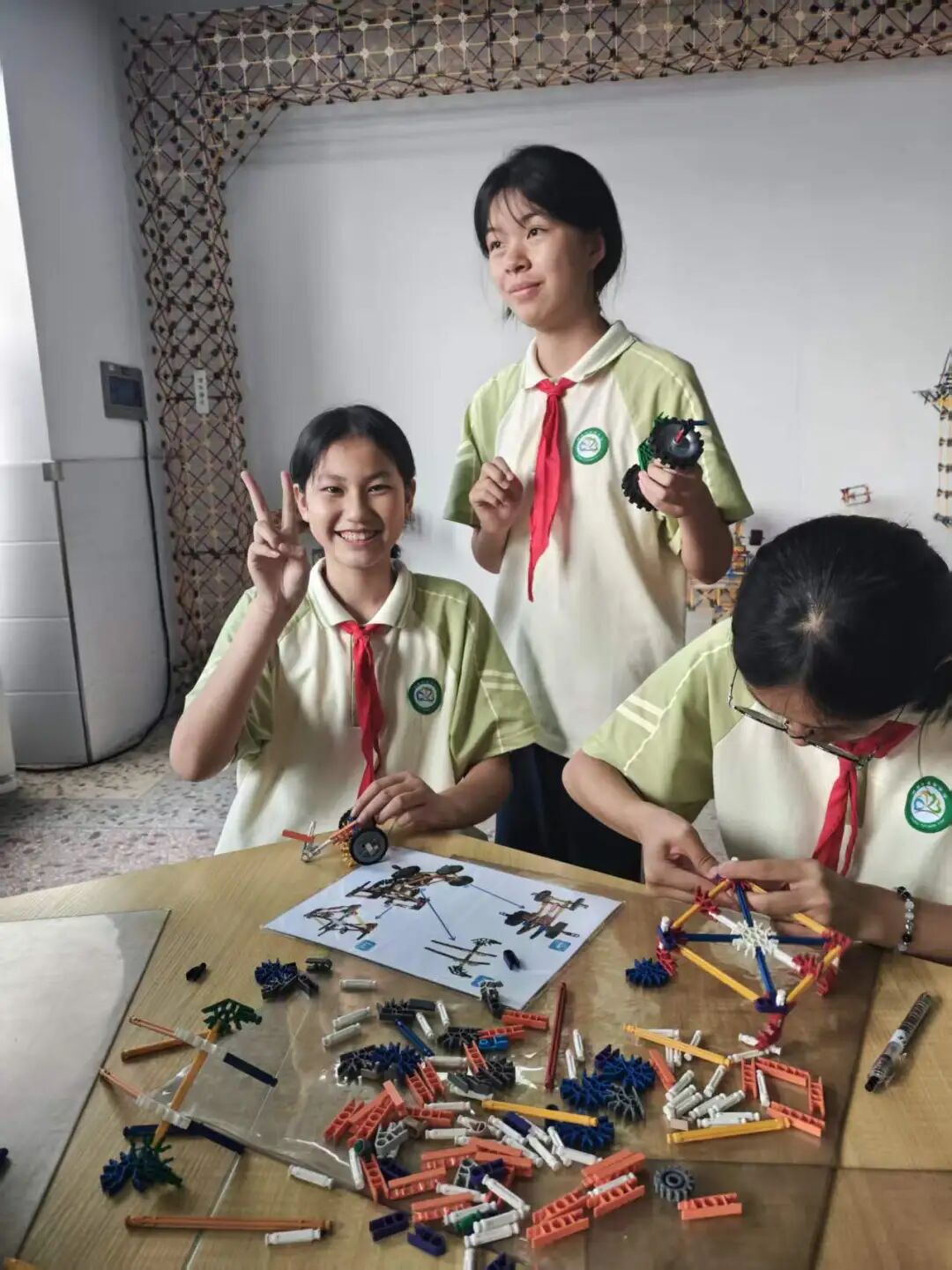 幸福德育 | 淬炼成长底色，筑梦少年锋芒——湘潭市益智中学七年级第一批劳动综合实践活动纪实（257-263班）