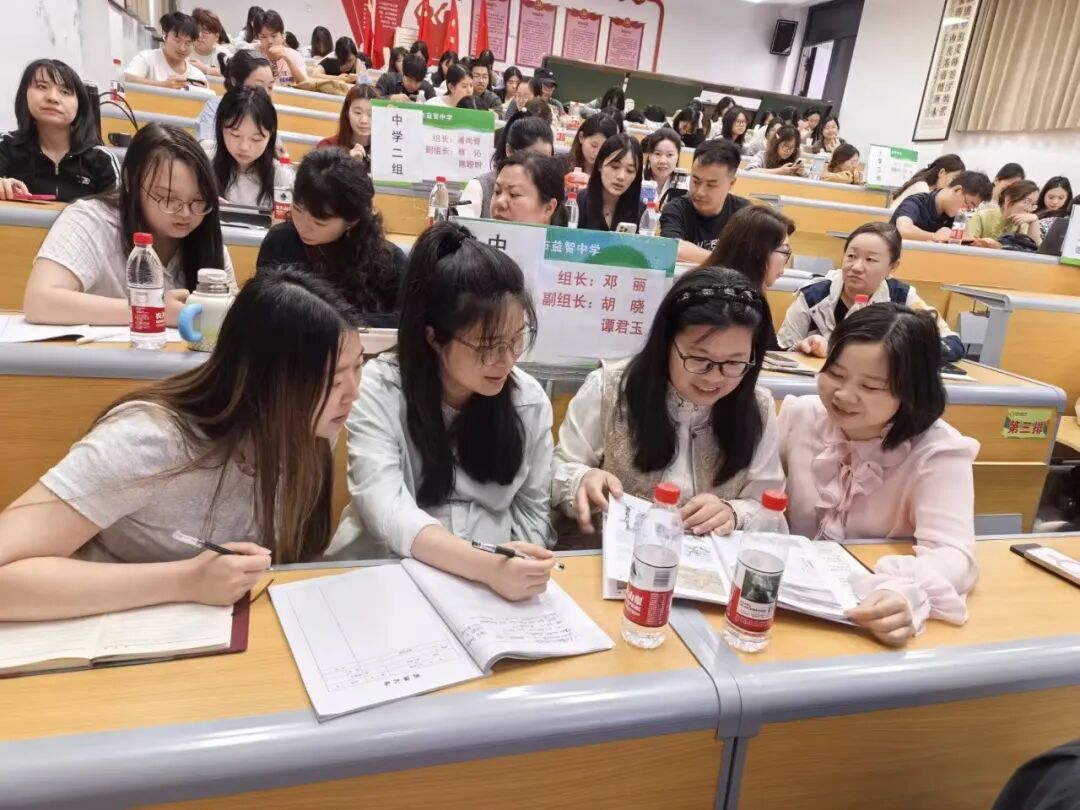 校园动态 | 数字赋能研修路 智慧共研美育心——湘潭市数字化赋能美术“备教学评”一体化暨市直中学美术工作坊研修活动