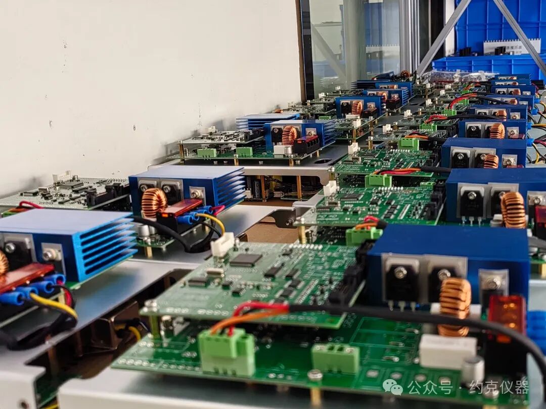 約克儀器成都工廠迎高溫戰酷暑保障合同如期交付