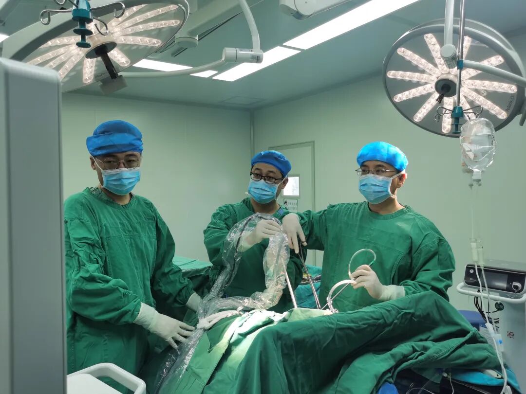 手术柄怎么生产医路初心 生命之光 ｜ 德州市第二人民医院张瑞：二十年深耕，一柄手术刀刻画胸外诊疗路_https://www.jmylbn.com_新闻资讯_第5张