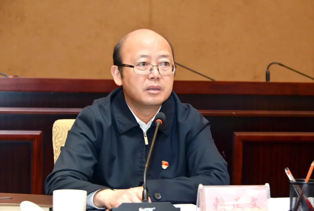 赖正文谱写更加绚丽的青春篇章