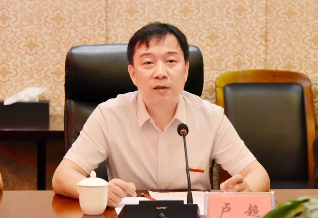 聚才用智赣南师范大学党委书记校长卢超一行到我县调研对接