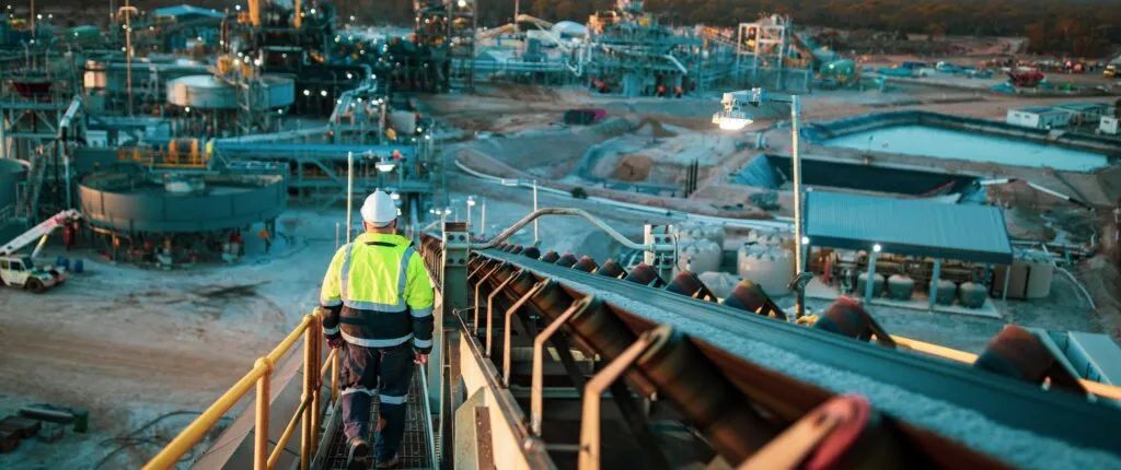 进军“新石油”市场，这些石油巨头频频出手！的图6