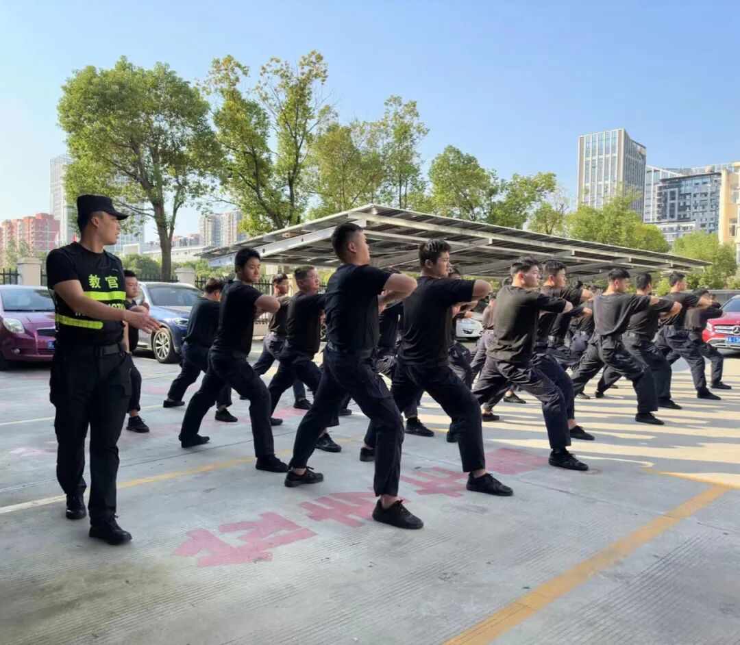 提素质强战力高新公安应急处突大队开训