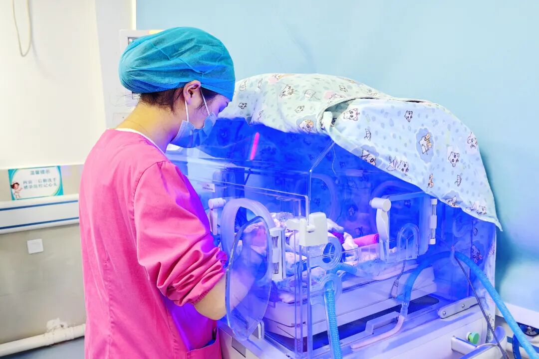 为什么要用光疗纸尿裤鲁甸县妇幼保健院开设全县首家“新生儿黄疸”日间光疗病房啦！！_https://www.jmylbn.com_新闻资讯_第5张