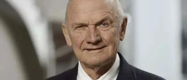 大众不止收了保时捷，还绿了保时捷