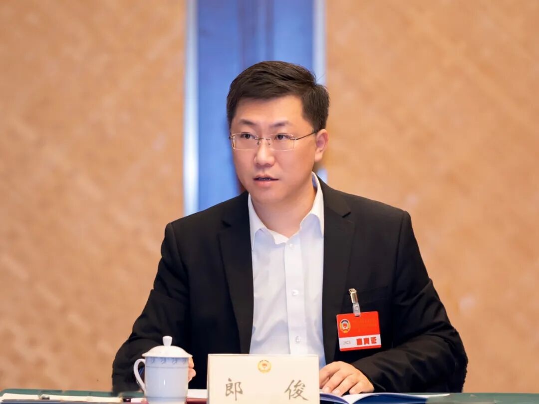 广陵发布 | 郎俊参加政协广陵区十届三次会议分组讨论审议活动 _扬州