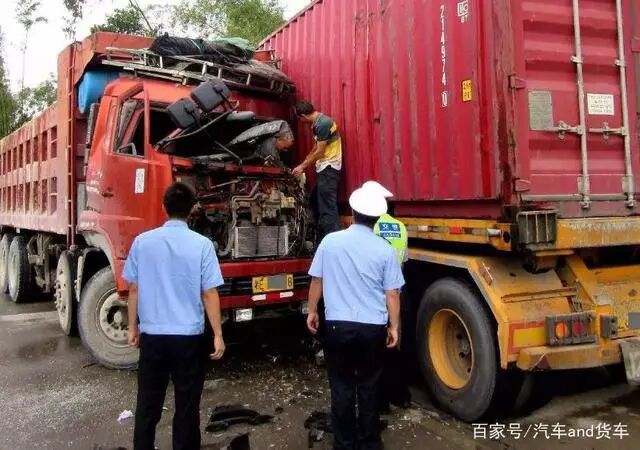 為什么要遠離大貨車？一組動圖警醒你，安全行駛有多重要-有駕