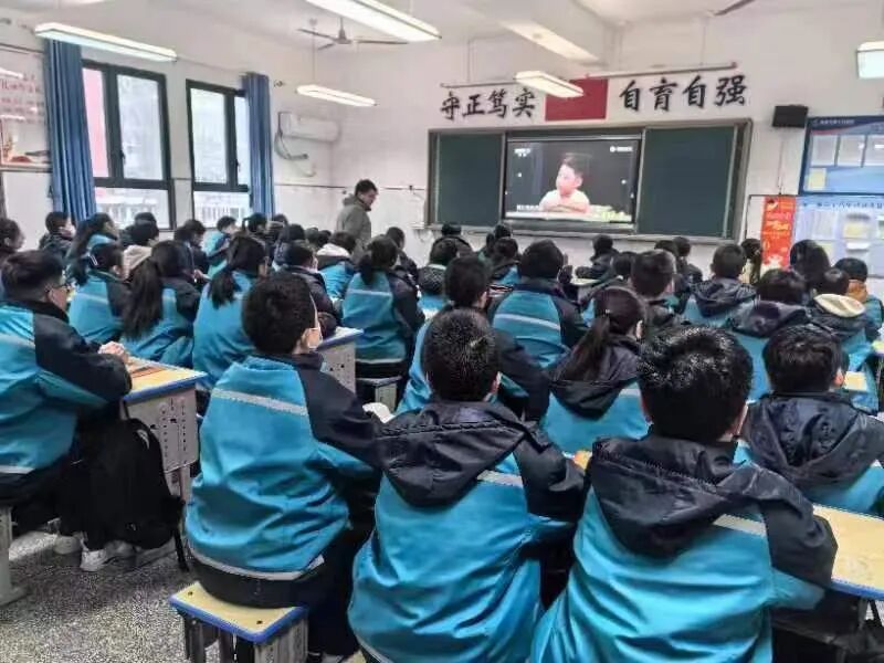 仪式感拉满黄石中小学开学首日多图来了
