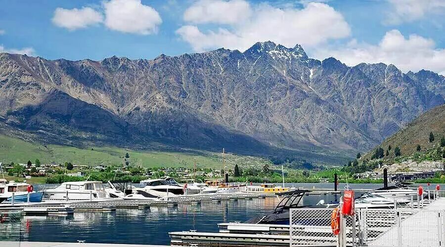 FINO WINE BAR, Queenstown - 3 Sugar Lane Queenstown Marina Shed 8/9 Frankton Queenstown 9300 - Menu, Prices & Restaurant Reviews - Tripadvisor