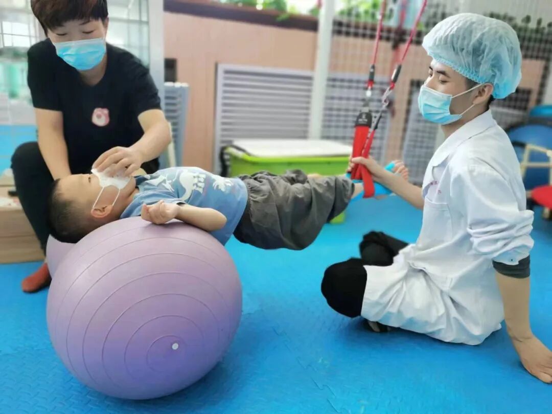 经颅电刺激仪怎么用【新技术新业务】宁夏回族自治区中医医院暨中医研究院儿三科（儿童康复）引进经颅直流电刺激仪_https://www.jmylbn.com_新闻资讯_第5张