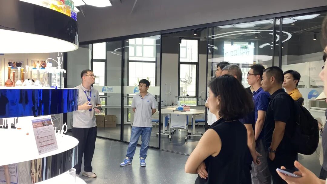 上海科技创新资源开放日—安谱实验分析检测实验室消耗品专场顺利举办！