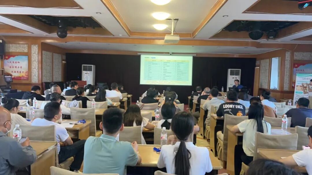 安譜實驗支持河南省食品和鹽業(yè)檢驗技術(shù)研究院 舉辦食品檢驗標(biāo)準(zhǔn)培訓(xùn)班