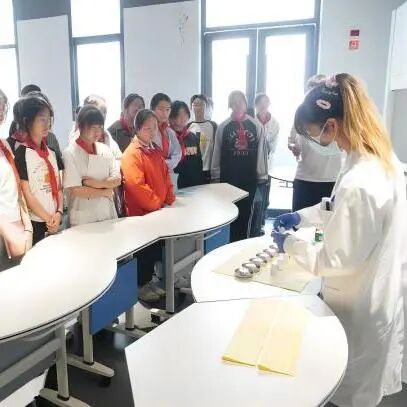 科學教育丨安譜實驗趣味化學實踐基地 啟航科學夢想
