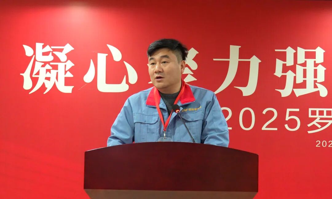 罗群OK.jpg