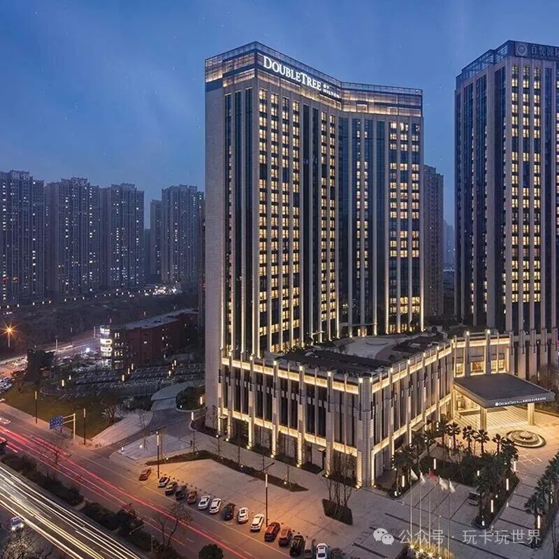 成都希尔顿熊猫研学亲子套餐788元起 暑期周六不加价住6店