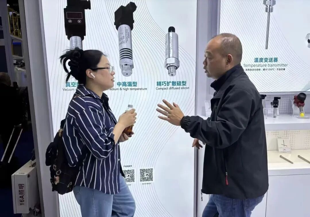 上海朝辉 CHINAPLAS 2026 展会精彩记录！