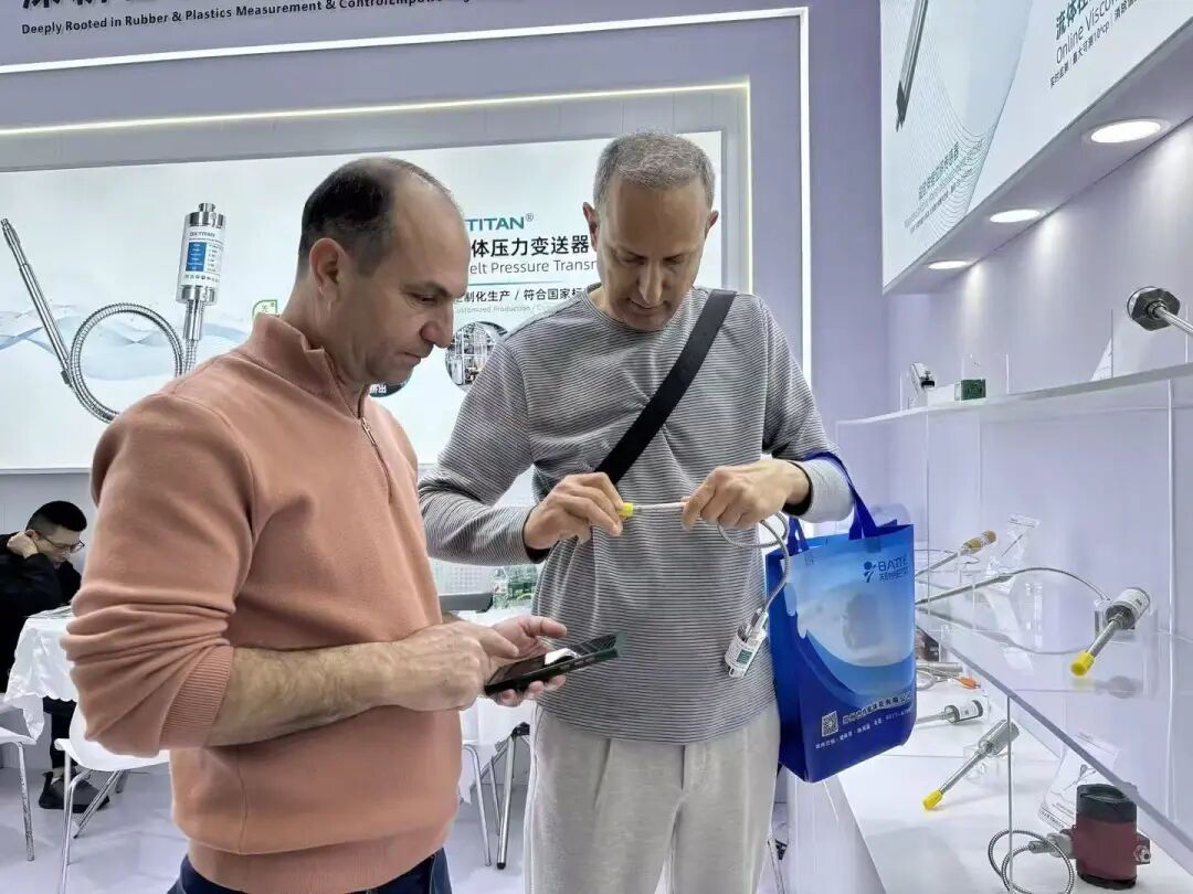 上海朝辉 CHINAPLAS 2026 展会精彩记录！