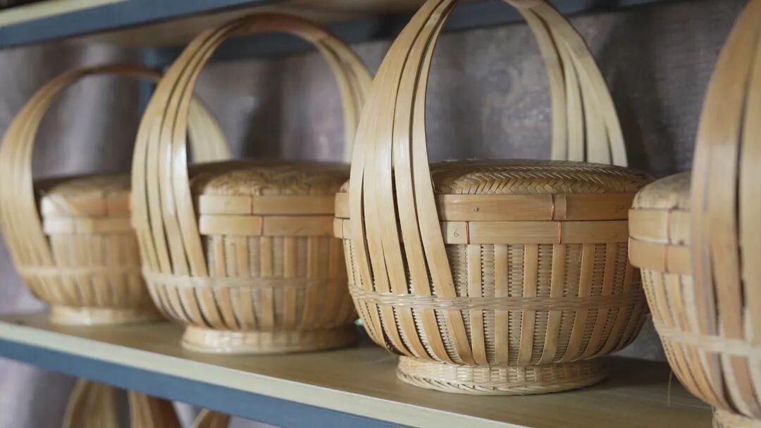 【我们的节日·端午】阳春高流河旁传承不息 竹木器工艺品焕发新活力