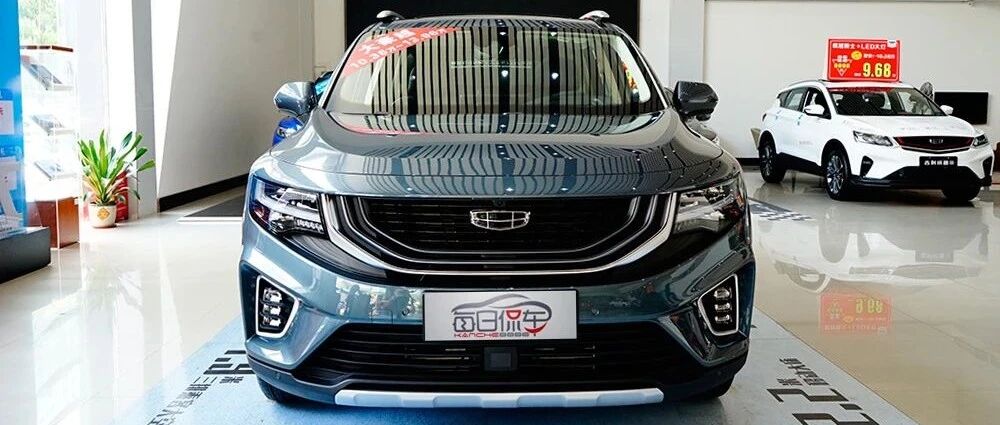 大空间保障7座都舒适 价格下探配置上提 吉利豪越实拍简评