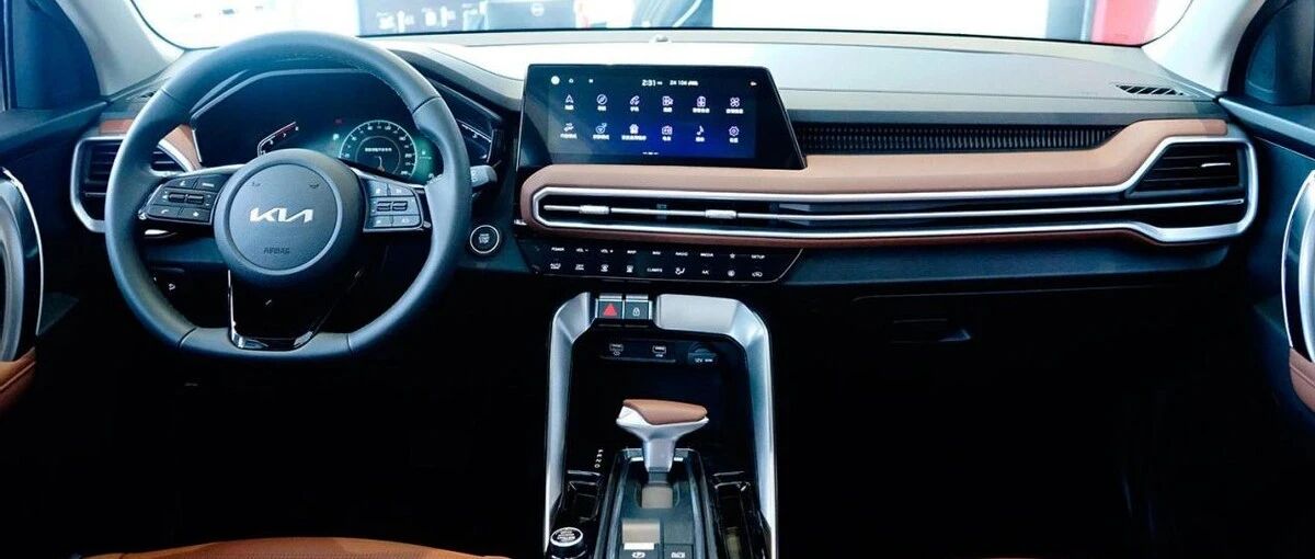 内外个性十足 数字交互前卫 起亚智跑Ace 实拍简评