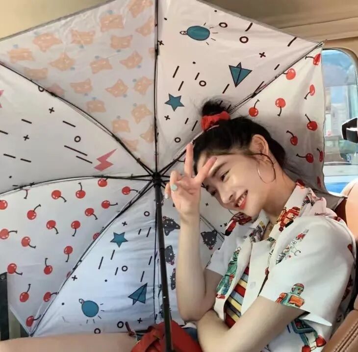 为即将的夏天扎个好看的发型吧
