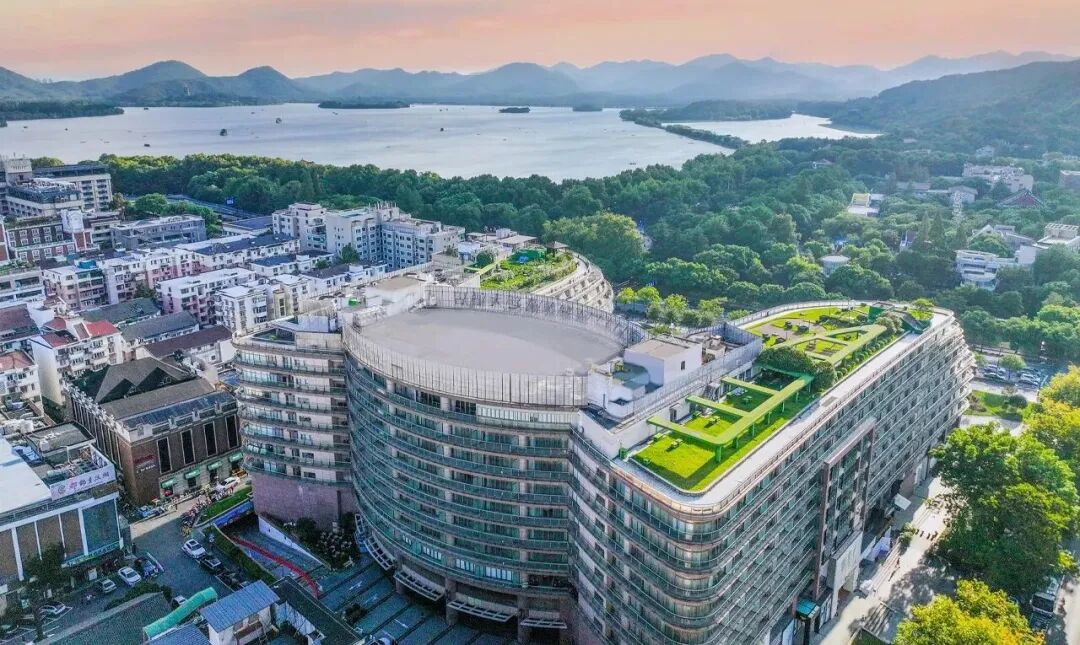 杭州西湖温德姆行政房2晚含自助晚餐及午餐，均价799周末不加价