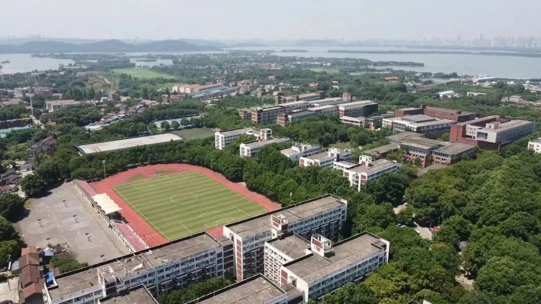 武汉外语外事职业学院