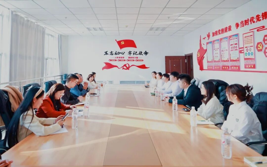 共青团中央组织青年讲师团到吉林、重庆、贵州、新疆宣讲党的二十届四中全会精神