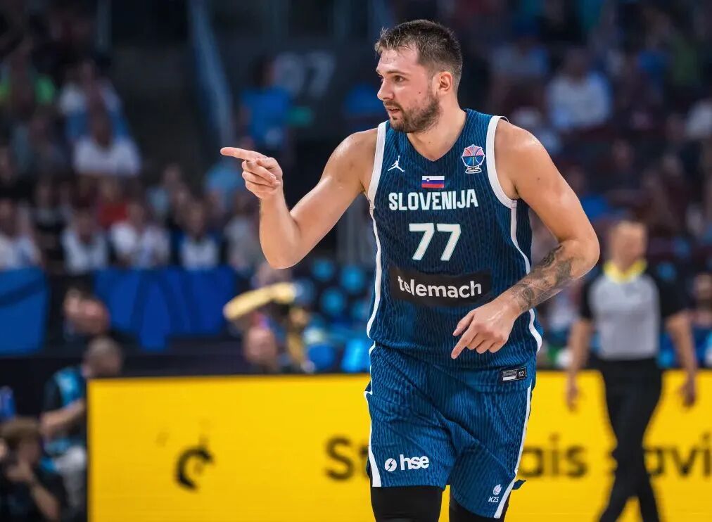 全队84分东契奇42分,热议 | 全队84分东契奇42分！最强版077率队晋级欧洲杯8强