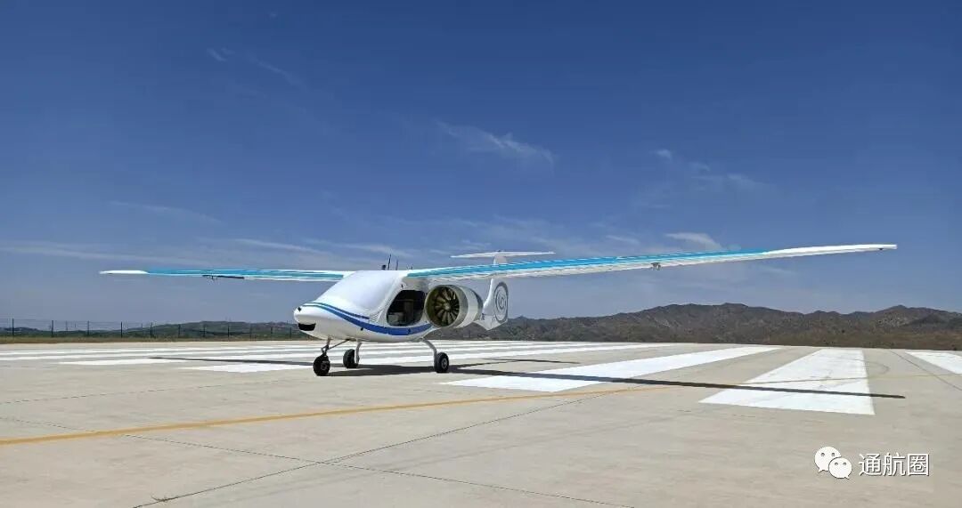 国内首架双发纯电驱涵道风扇无人机成功首飞搭载四川造纯电驱涵道风扇