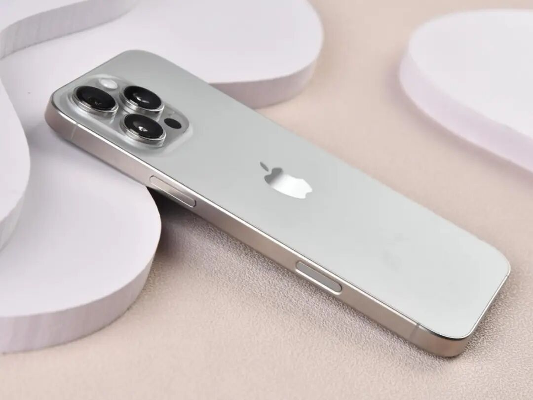 目前最受欢迎的3款手机！