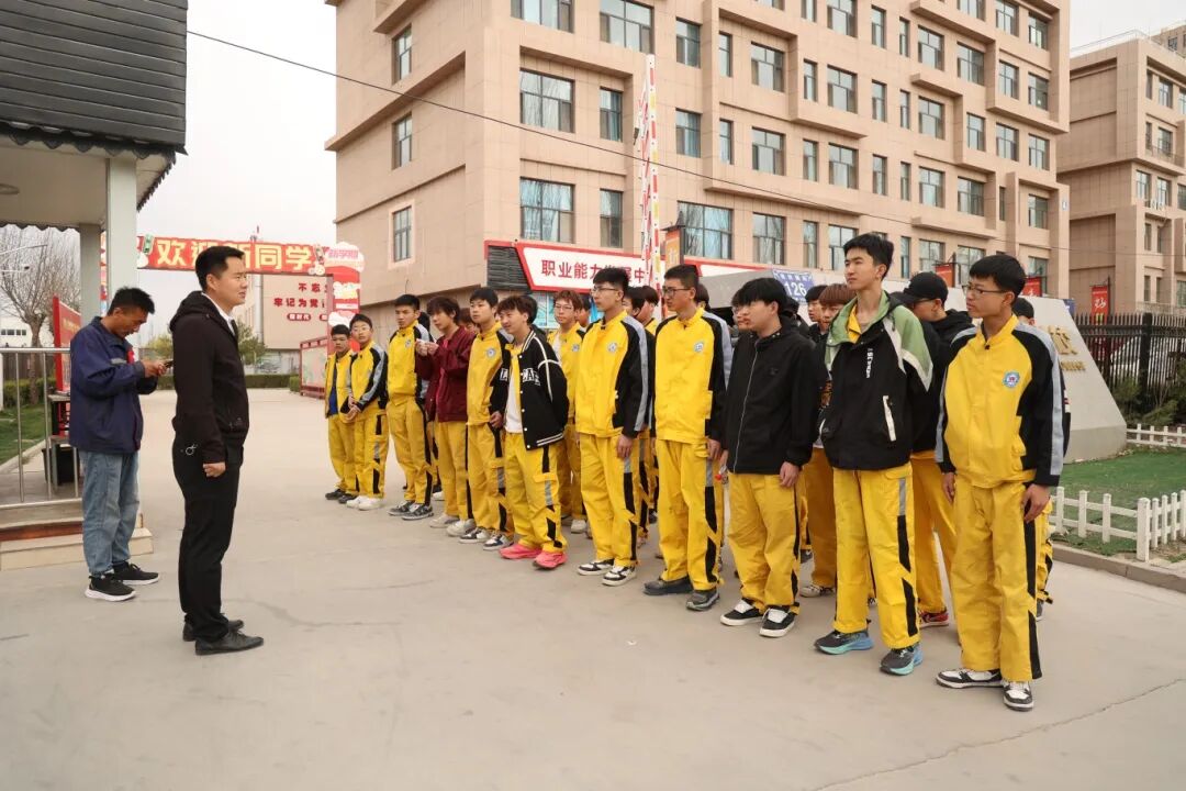 校企携手，共筑未来