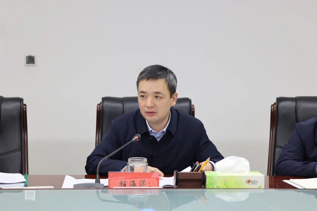 肖学亮在小结时强调,各地各部门要切实提高思想认识,把攻坚作为全年