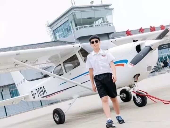 2020航空夏令营-3933 