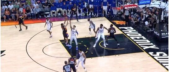 45胜0负！怎么才能输！第一分卫和MVP都应该是他啊