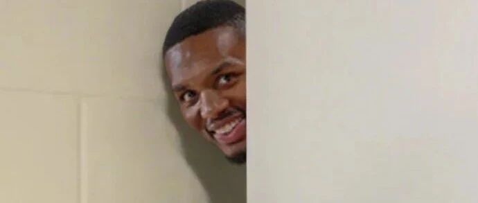 东西部第一同时输球，17年后再现超级冷门日！可惜了老汉的大三双啊...