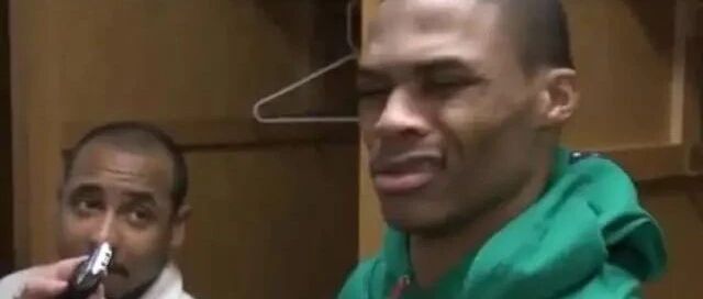 换来威少后直接买断！9100多万啊！真的有钱....