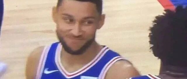 完全没人要啊，联盟盖帽王竟然只混到一年底薪？西蒙斯在他面前都是神射手...