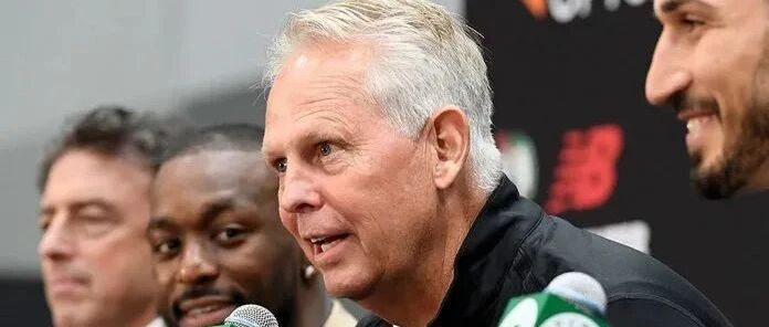 这特么不是坑人吗！隐瞒伤情，拿他换遍全联盟！冷血啊