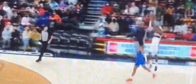 又搞内讧！直接互相挥拳！怎么又是你啊....