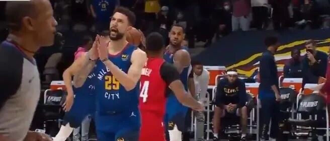 利！拉！德！牛！逼！