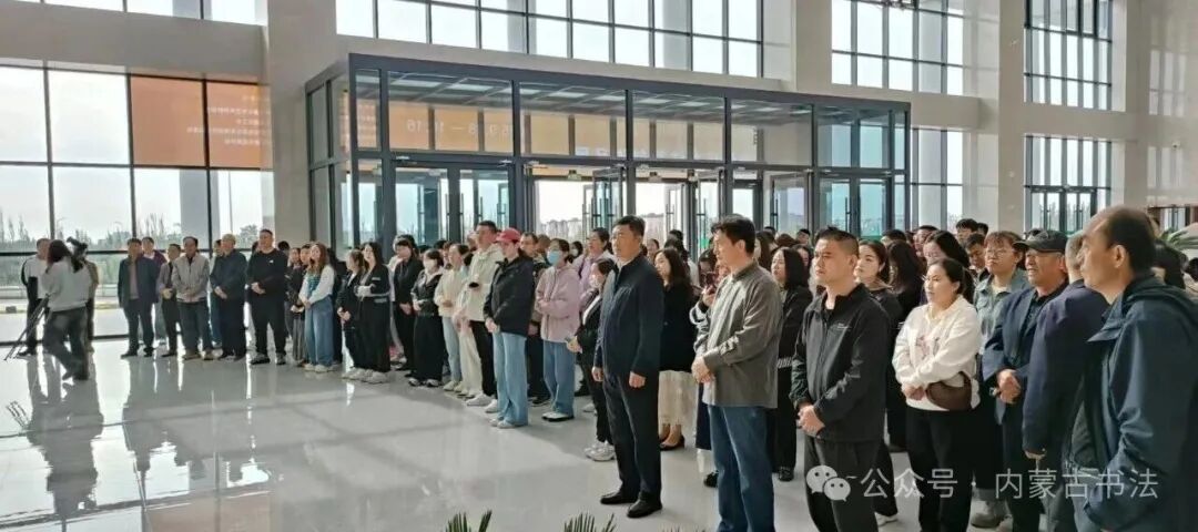 第九届内蒙古自治区书法篆刻作品展在鄂尔多斯市乌审旗开展 第2张