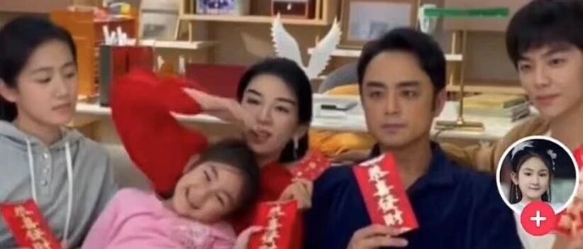 明道拍摄现场黑脸发飙！对小女孩说脏话暴怒离去，黄奕一旁显尴尬