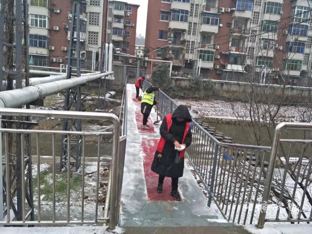 十堰多部门迅速行动除雪保畅通！雪还要下多久，最新预报来了