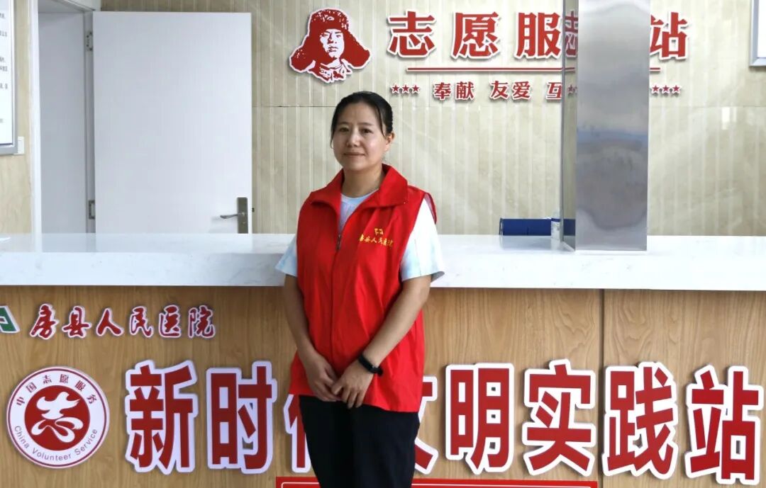初中生落水 男子下水3次将其救起,少年溺水命悬一线！十堰大哥3次下水搜救，还有..他..
