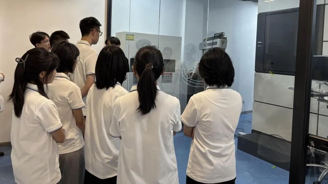 深耕精密仪器国产化——华科大“大国佳‘化’