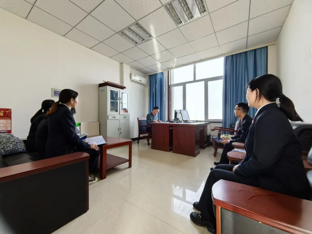 法企座谈1.jpg