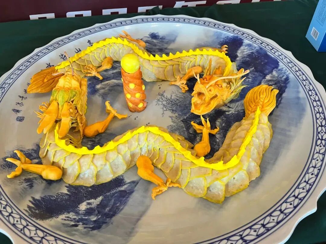 图/钟祥蟠龙菜(荆门文旅)盘龙菜又称蟠龙菜,卷切,是钟祥市的特色名菜